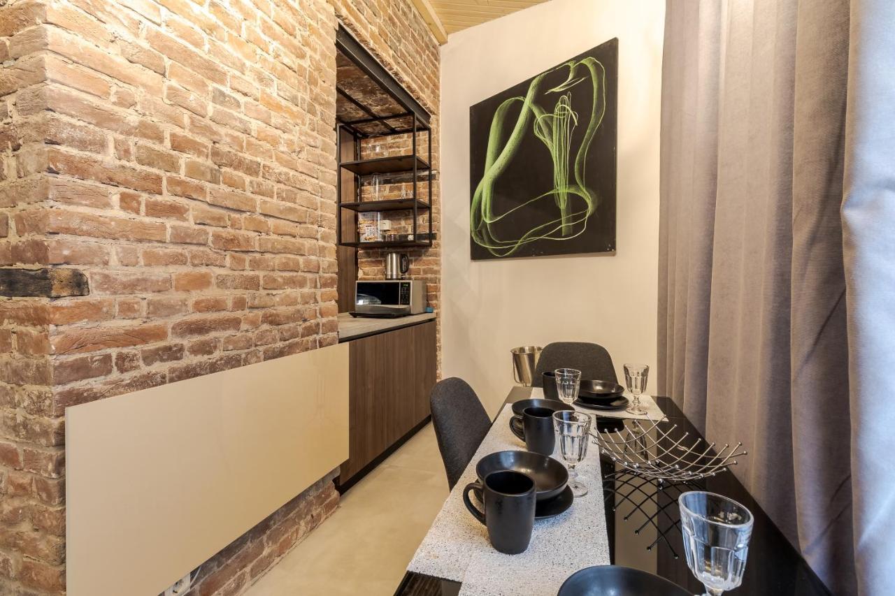 Lesi Apartment With Terrace Lviv Eksteriør billede